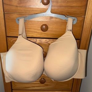 Never used 44G cacique Full coverage smooth material